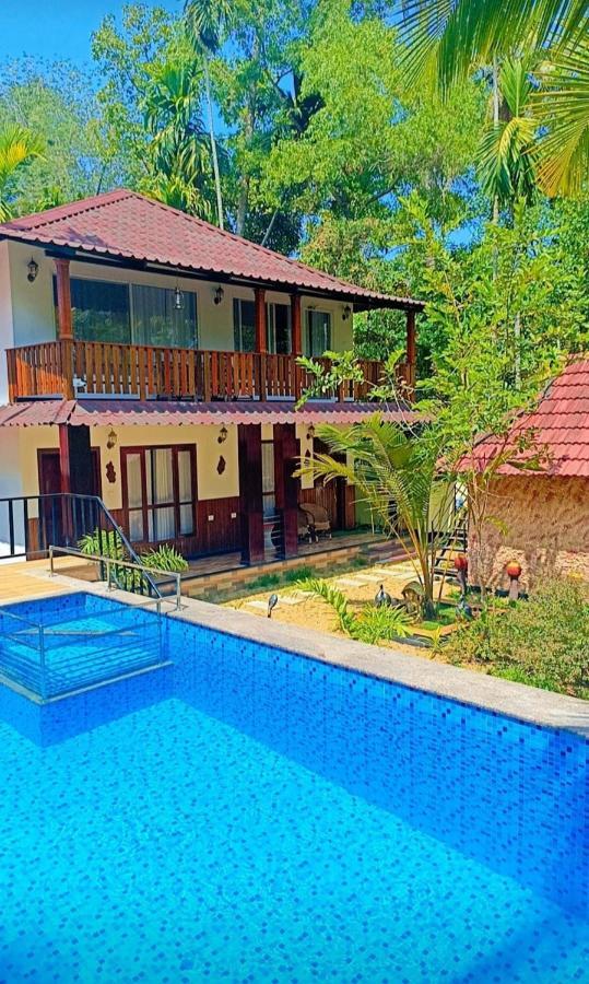 Lakefront Beach Homes Cherai Beach Exterior photo