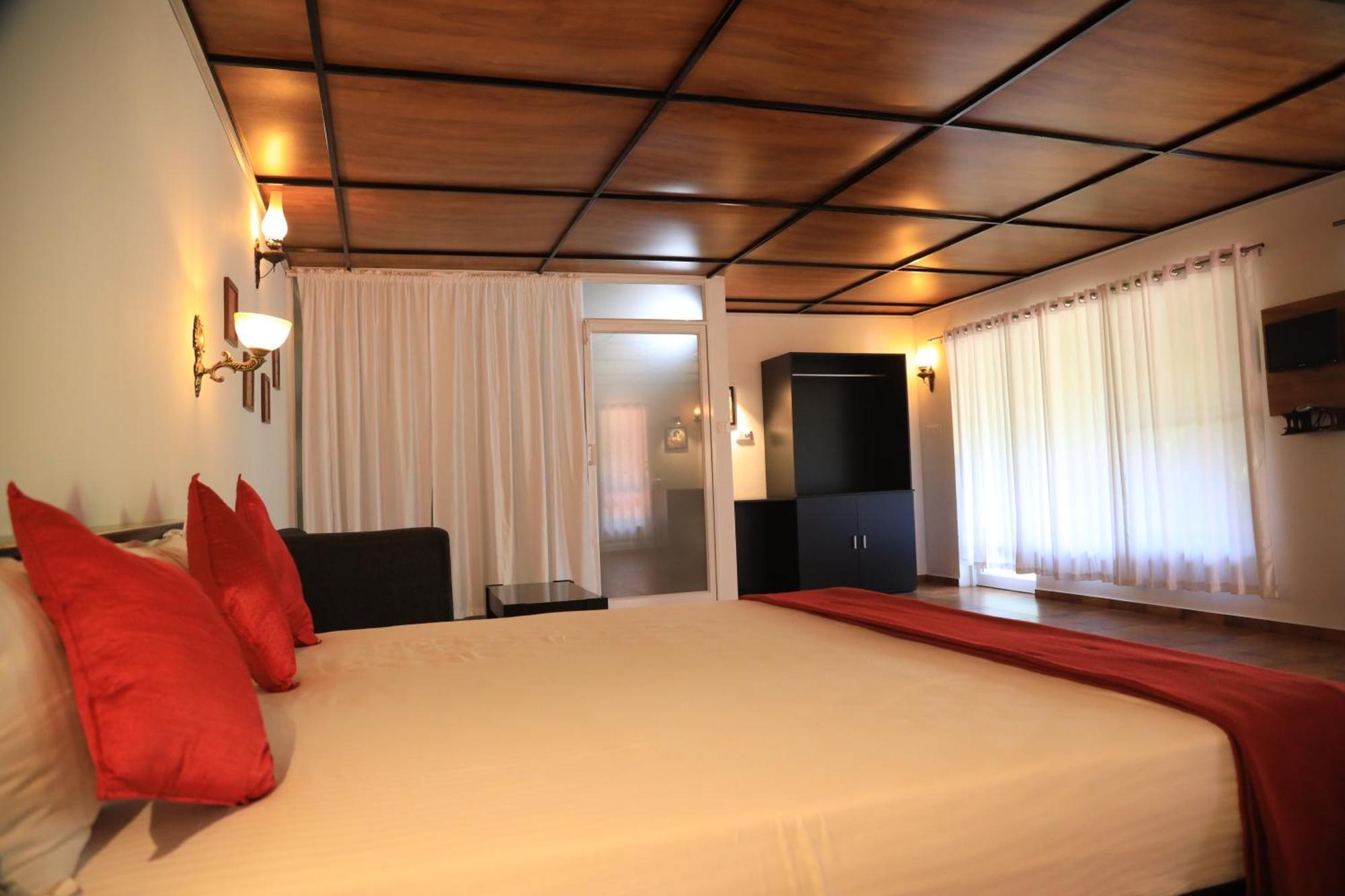 Lakefront Beach Homes Cherai Beach Room photo